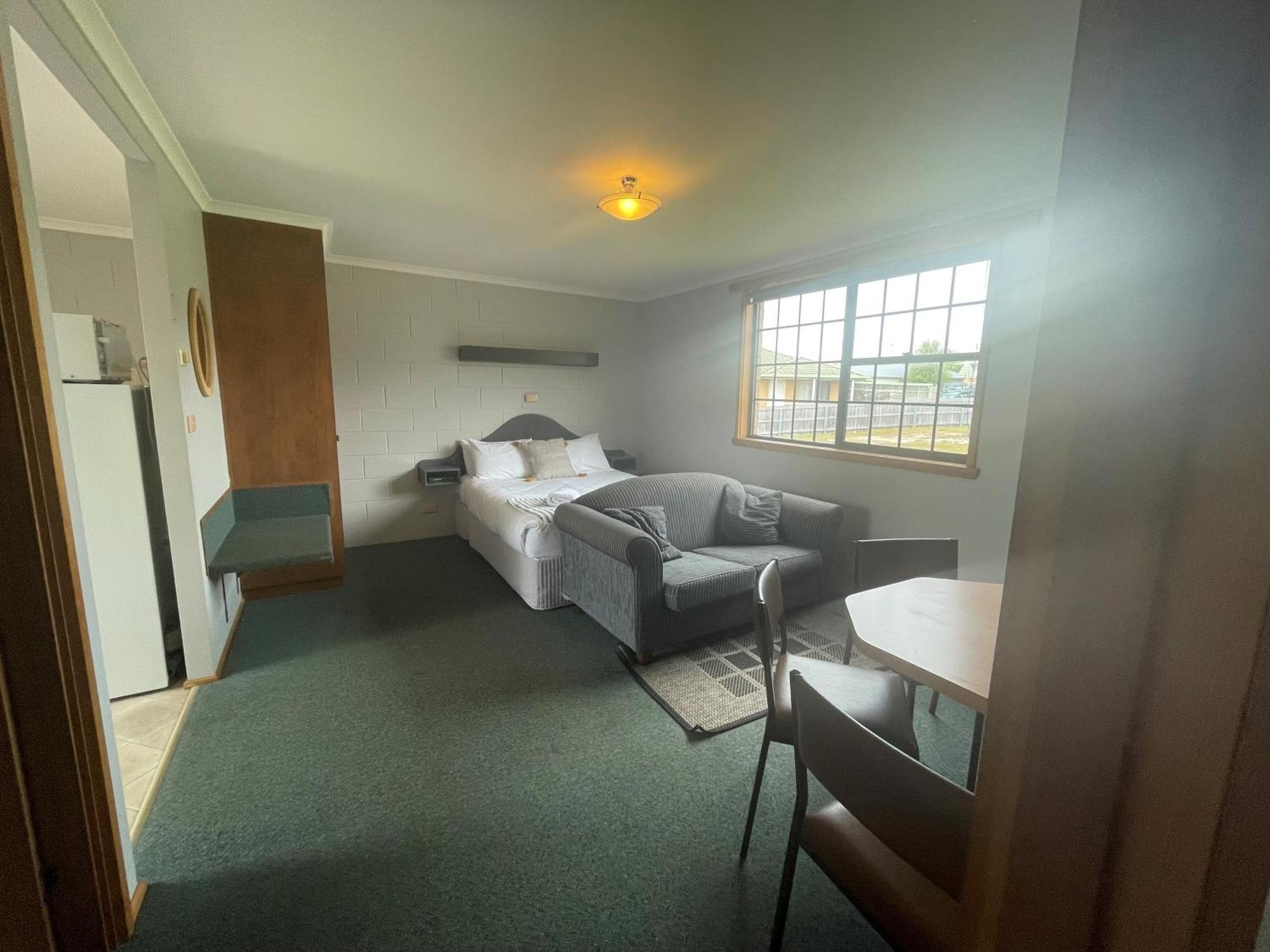 Bridport Bay Inn Bagian luar foto